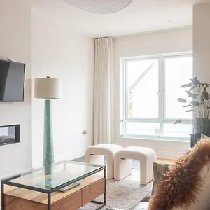 Guestready - Amazing House In Sandymount Guest house