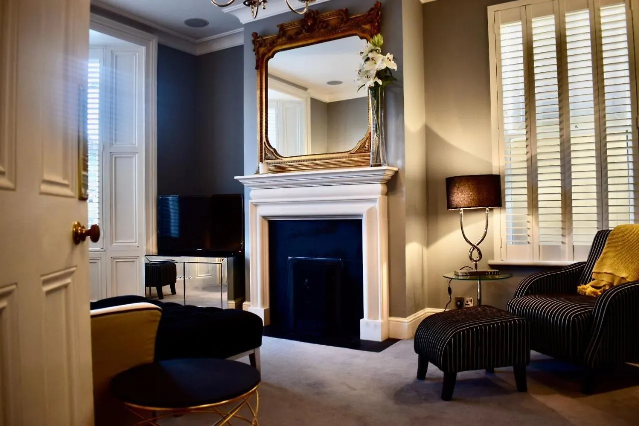 Refurbished Traditional Dublin Townhouse Ireland