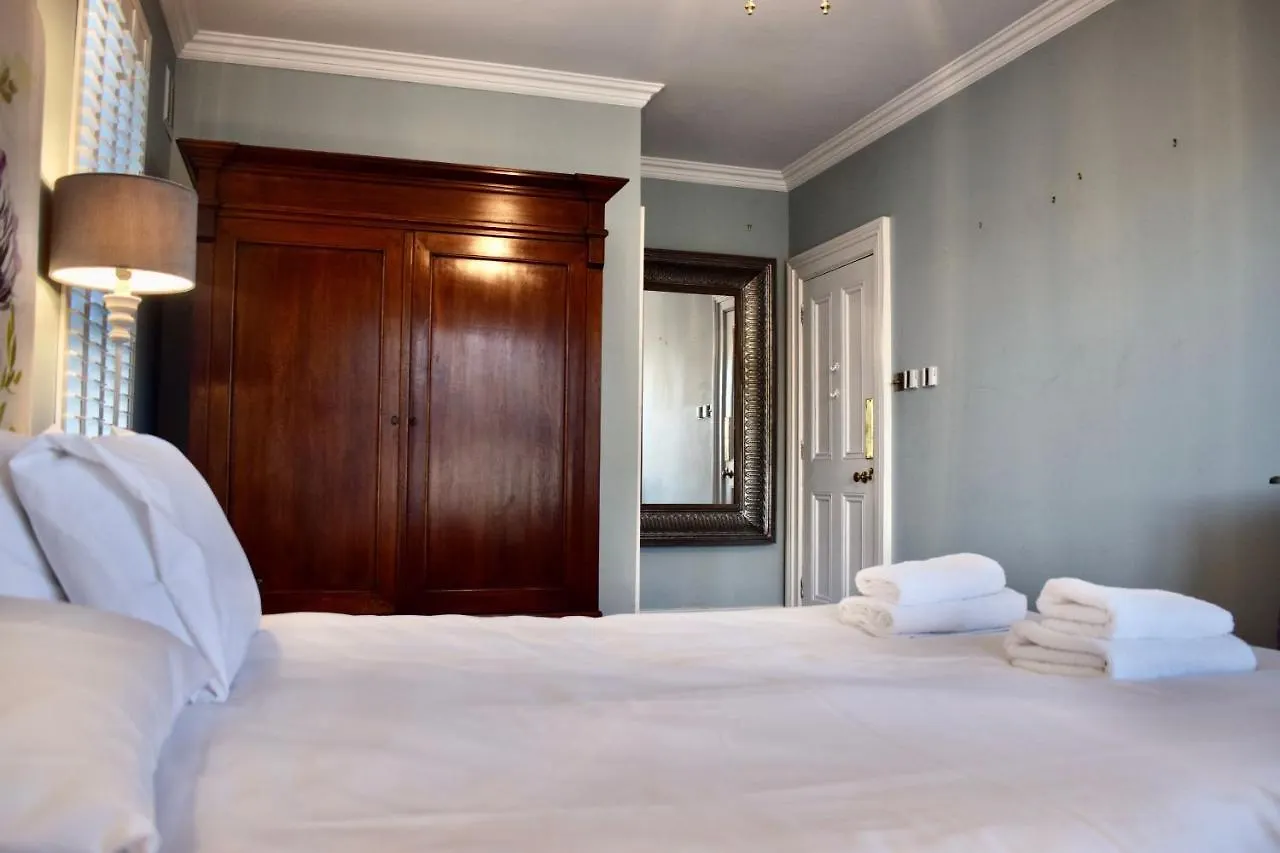 Refurbished Traditional Dublin Townhouse Ireland