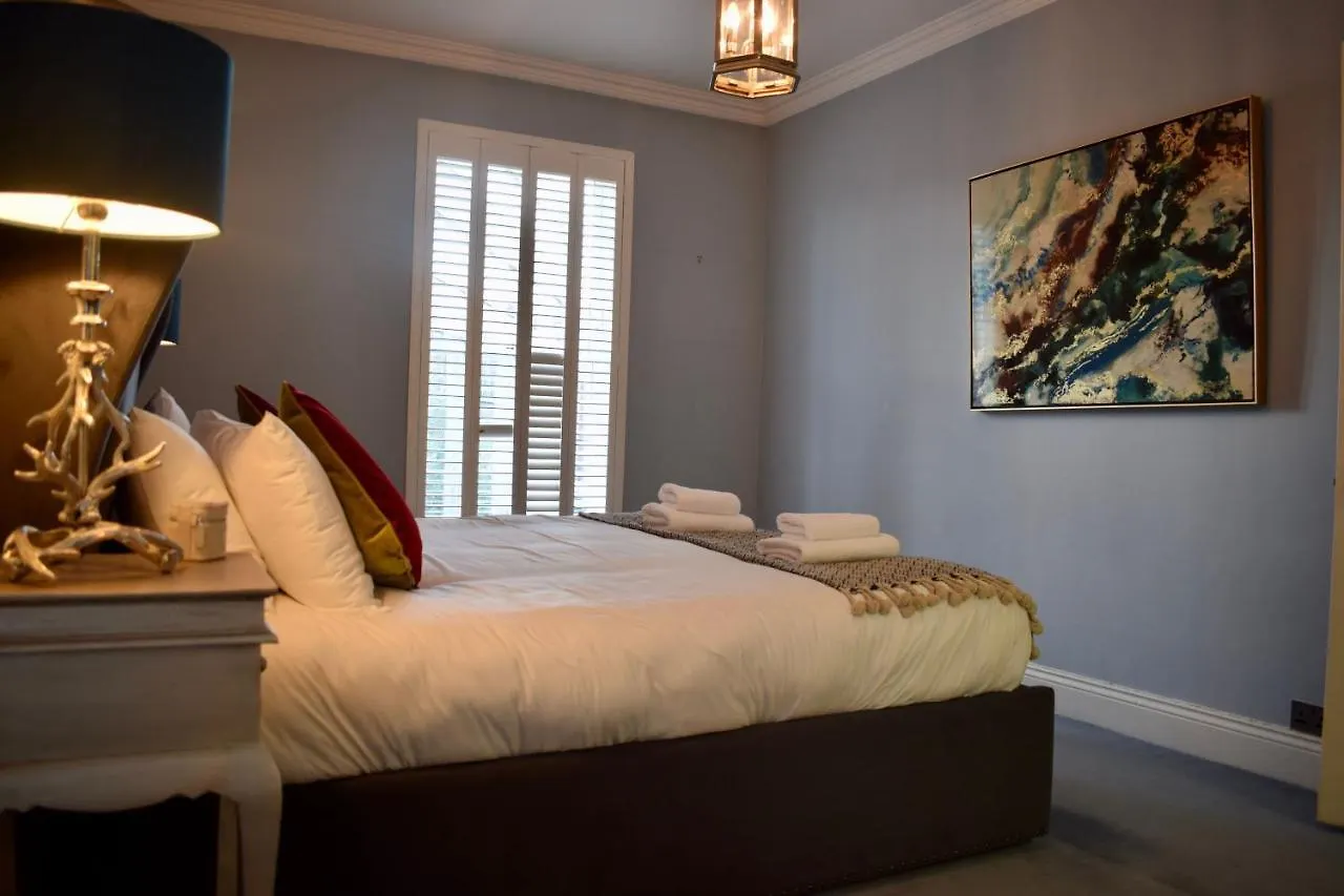 Refurbished Traditional Dublin Townhouse